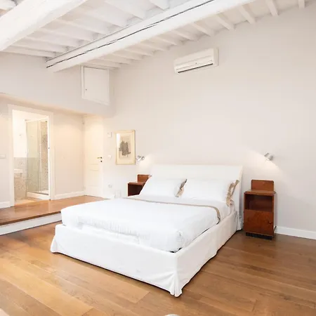 Giambologna Attic By Prestige Apartment *