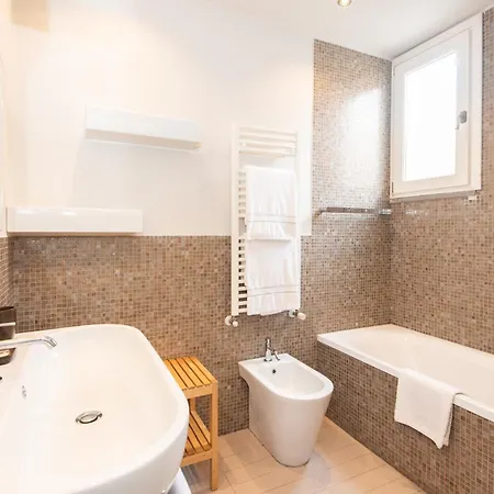 Giambologna Attic By Prestige *