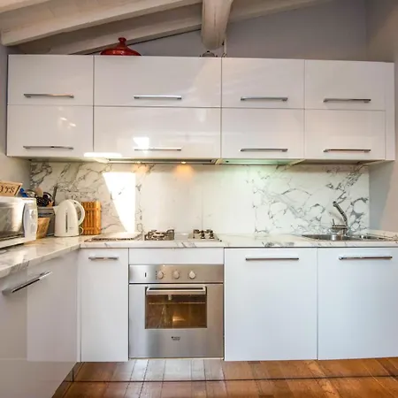 Apartment Giambologna Attic By Prestige