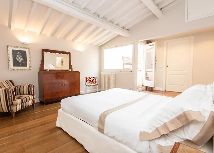 Giambologna Attic By Prestige *